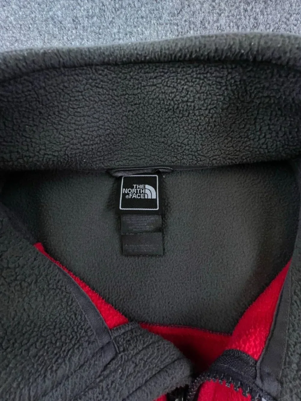The North Face Jacket Men’s Large Fleece Red Gray Full Zip Long Sleeve w Logo